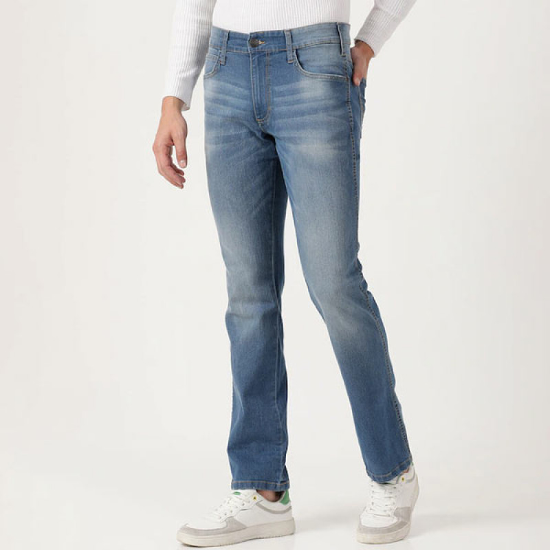 Men Blue Millard Straight Fit Low Distress Heavy Fade Stretchable Cotton Jeans