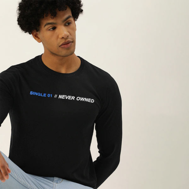 Men Black T-shirt with Printed Detailing